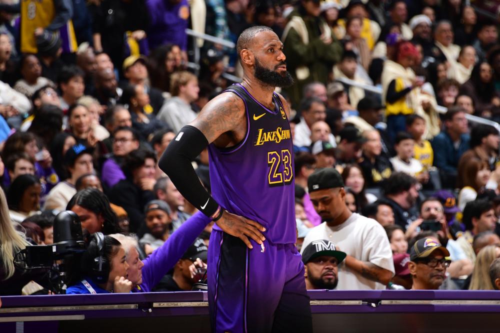 他在无球状 他在无球状